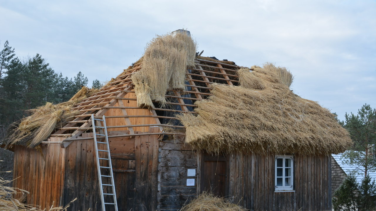 9D0B7C98 073F 4493 A678 A76B44AB568E